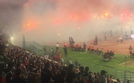 قتيل وجرحى في مواجهات دامية بين مشجعي الوداد والجيش