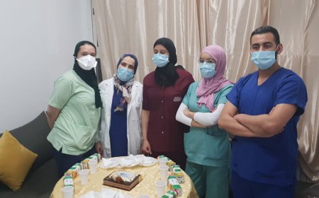 إدراة "CHU" تحتفي بممرضيها في يومهم العالمي
