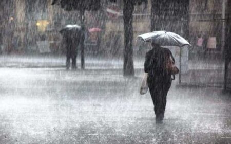 مديرية لارصاد الجوية .. أمطار قوية مرتقبة غدا الأربعاء بعدد من مناطق المملكة