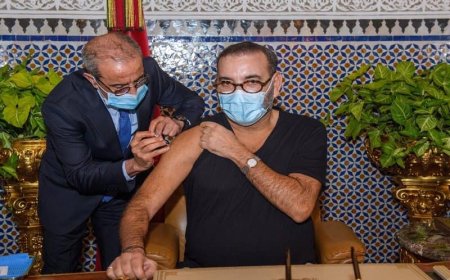 جلالة الملك يطلق الحملة الوطنية للتلقيح ضد كوفيد-19