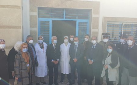 فاس .. لجنة علمية رفيعة المستوى تقوم بزيارة ميدانية لمستودع تخزين اللقاح