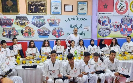 فاس .. جمعية العربي للكراطي تحتفي بطلاتها و أبطالها المتفوقين في امتحان اجتياز الحزام الأسود