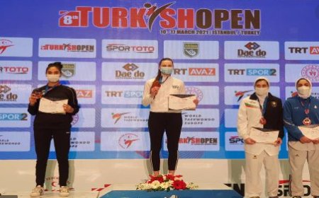 تيكواندو .. صفية صالح تحرز الميدالية الفضية في الدوري الدولي للتايكواندو (اسطنبول 2021)