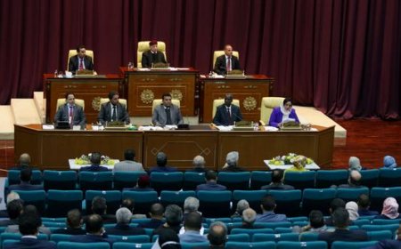 حكومة الوحدة الوطنية الجديدة في ليبيا تتسلم مهام عملها في انتقال سلس للسلطة