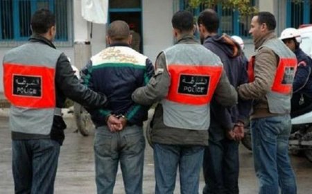 تطوان .. توقيف أربعة أشخاص في قضية نصب مقرون بالسرقة لوكالة لصرف العملات