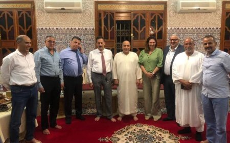 التراكتور يعيد إصلاح عجلاته بشيشاوة
