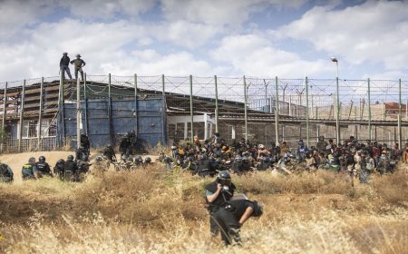 سانشيز يشكر المغرب بعد تصديه لاقتحام مليلية