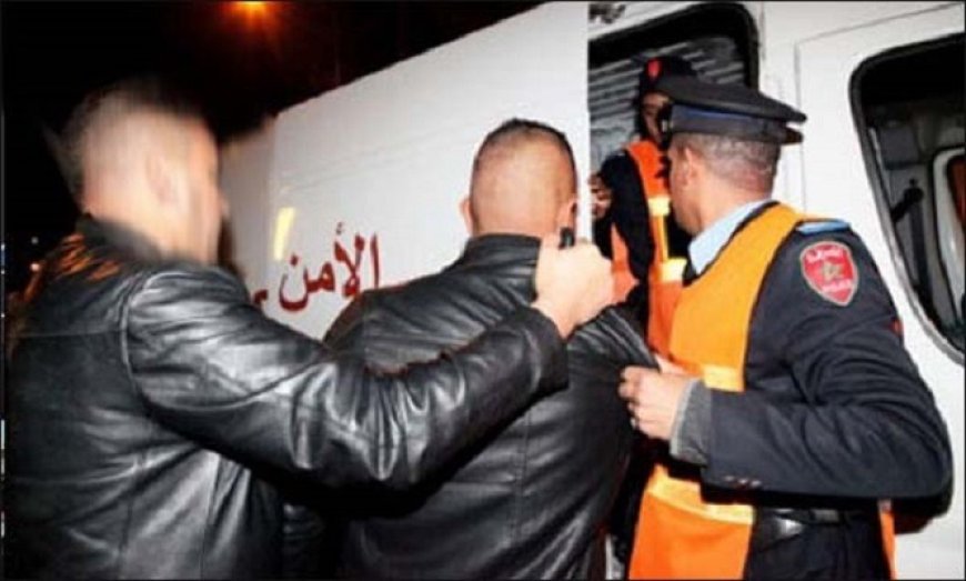 توقيف 6 أشخاص بتهم الاتجار في البشر وتنظيم الهجرة غير المشروعة