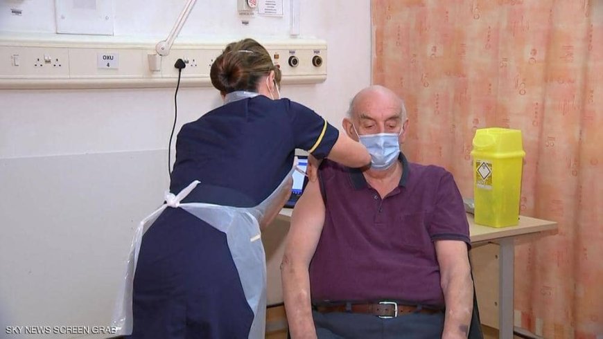 بريطانيا .. أول شخص بالعالم يتلقى لقاح أكسفورد مريض بالكلي