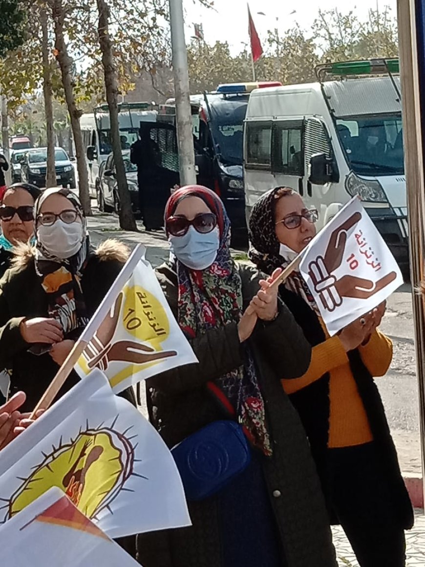 التنسيقية الوطنية لأساتذة الزنزانة 10 تواصل نضالها عبر وقفات احتجاجية أمام الاكاديميات الجهوية