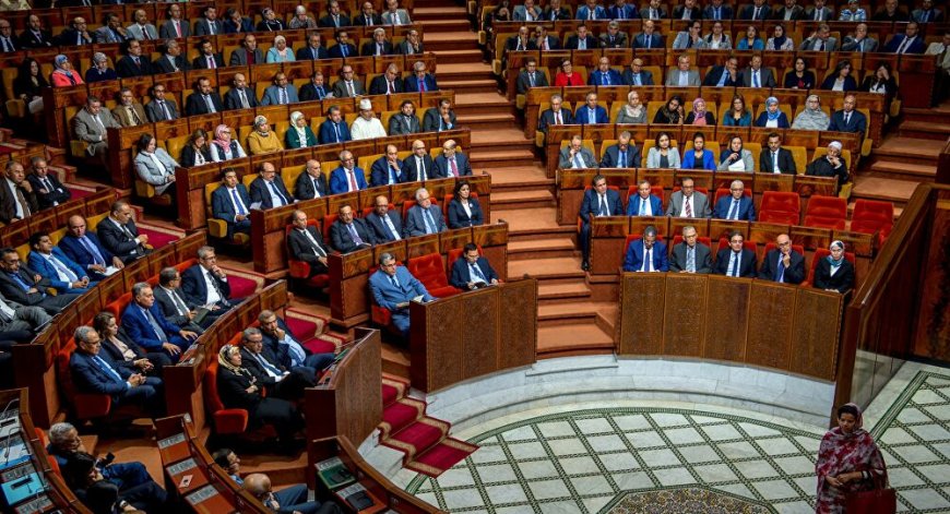 لجنة الداخلية بمجلس النواب تصادق على القوانين التنظيمية المتعلقة بمجلسي البرلمان
