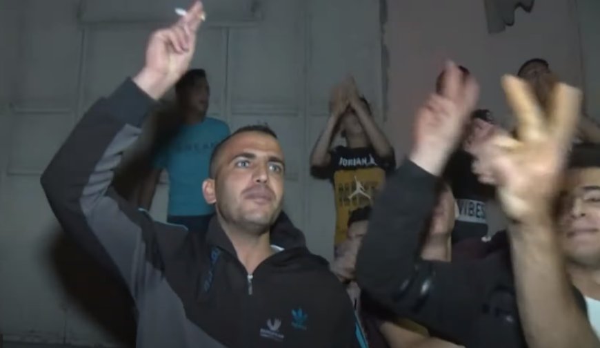 نزوح العديد من العائلات الفلسطينية من المناطق الحدودية جراء القصف الإسرائيلي