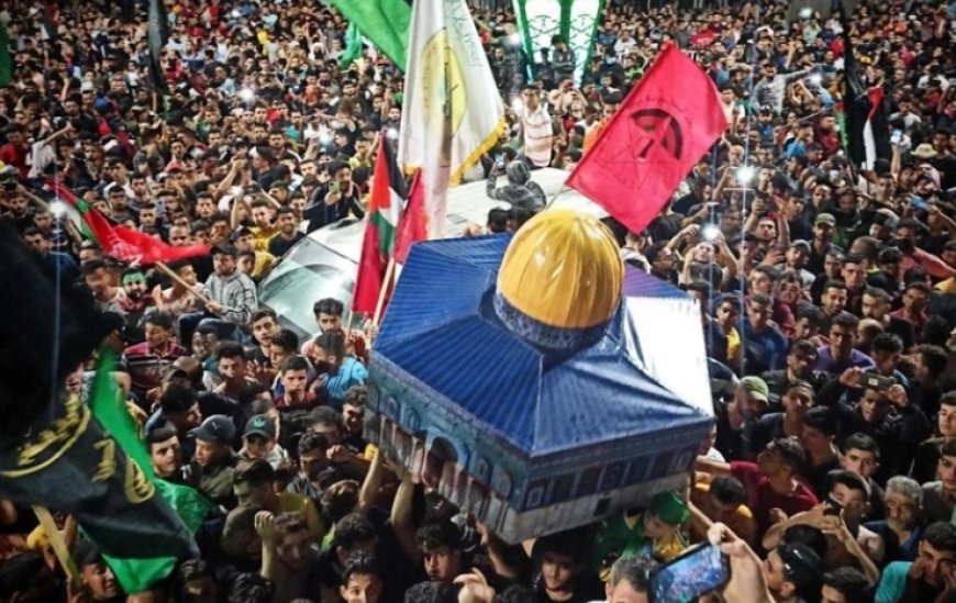 احتفالات فلسطينية واسعة في غزة والضفة والخط الأخضر بـ"الانتصار على إسرائيل"