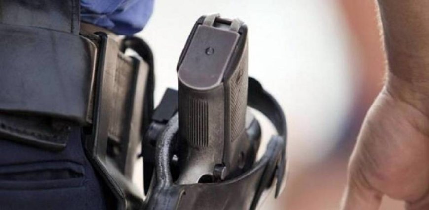 العيون..شرطي يستعمل سلاحه الوظيفي لتوقيف شخص خطير