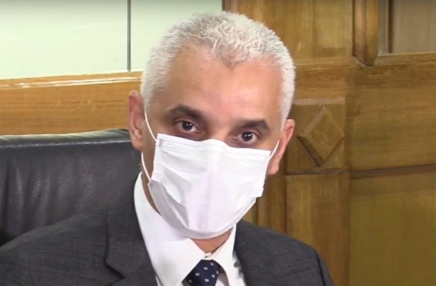 وزير الصحة ..يحذر من تطبيق اجراءات احترازية جديدة إذا لزم الامر