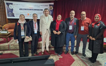 مكناس..المديرية الجهوية للصحة والحماية الاجتماعية تشارك برواق تحسيسي حول داء فقدان المناعة المكتسب