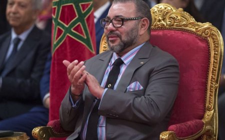 برقية تهنئة من جلالة الملك إلى البطل الأولمبي سفيان البقالي