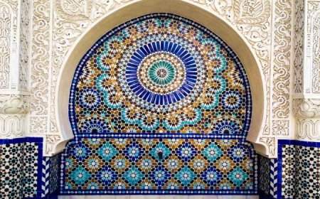 الجزائر تقدم على سرقة الزليج المغربي وترشيحه ضمن لائحة التراث اللامادي بمنظمة اليونسكو
