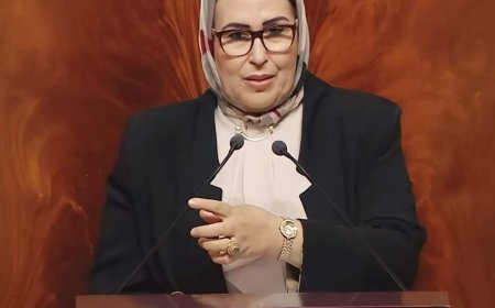 البرلمانية الحجوبي تسائل وزارة التجهيز والماء حول وضعية الطريق بين فاس وتازة