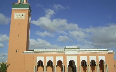 أمير المؤمنين يأمر بفتح هذه المساجد