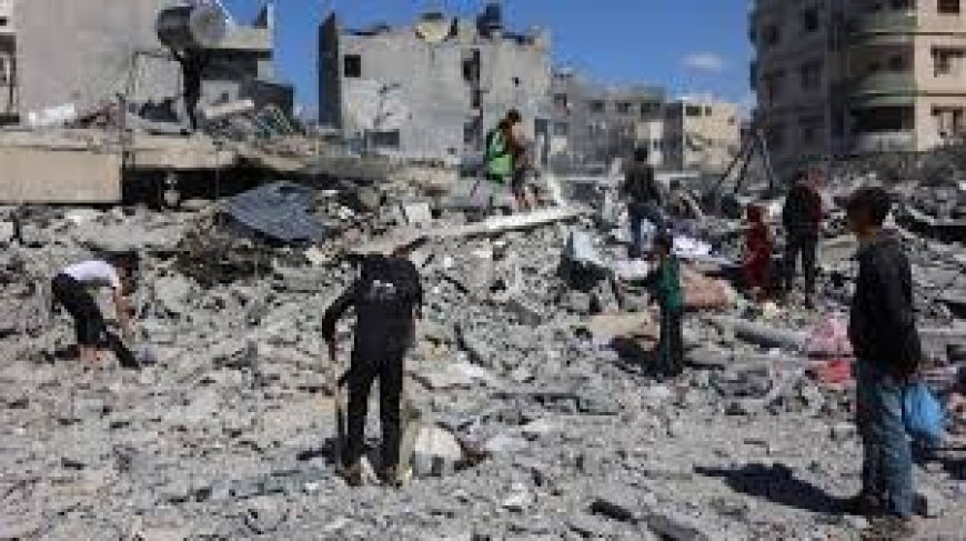 مقتل 15 شخصا في غارتين إسرائيليتين على منزلين في قطاع غزة
