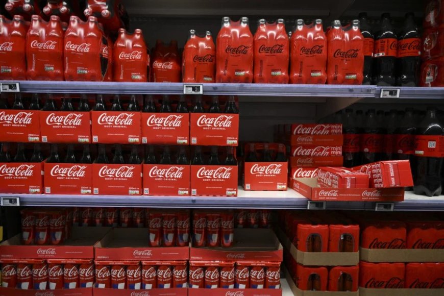 لهذه الأسباب تم سحب منتجات كوكا كولا في أوروبا