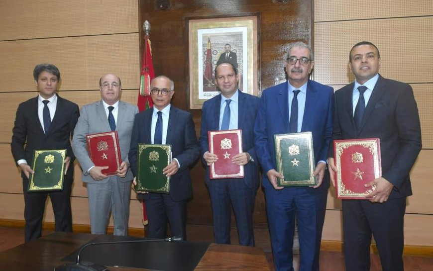 شكيب بنموسى يترأس مراسيم توقيع عقود نجاعة الأداء مع الأكاديميات الجهوية للتربية والتكوين