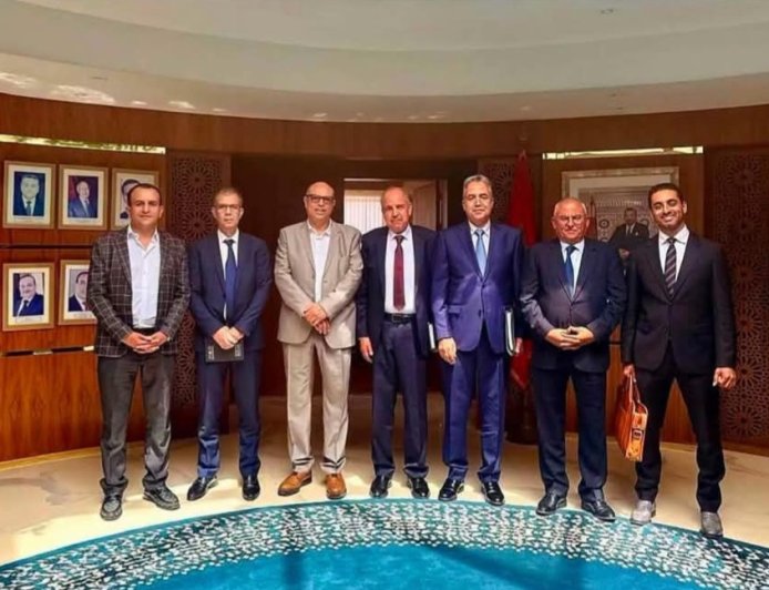 تنصيب أعضاء اللجنة المؤقتة للمجلس الوطني للصحافة