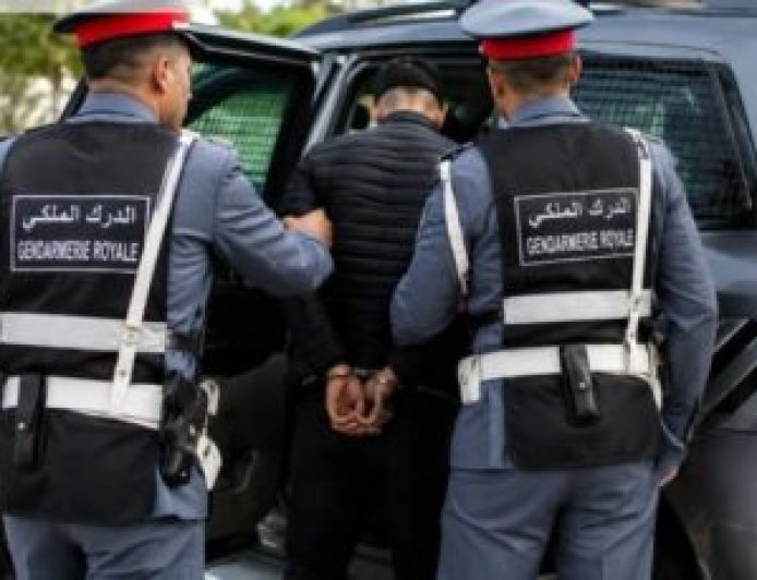 الدرك يفكك شبكة بمراكش للاشتباه في الاتجار في «غاز الموت» وتزوير الوثائق