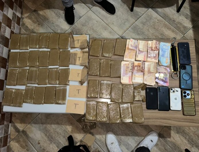 سلا.. توقيف شخص وحجز 19 كيلوغراماً من الماريجوانا بحي السلام